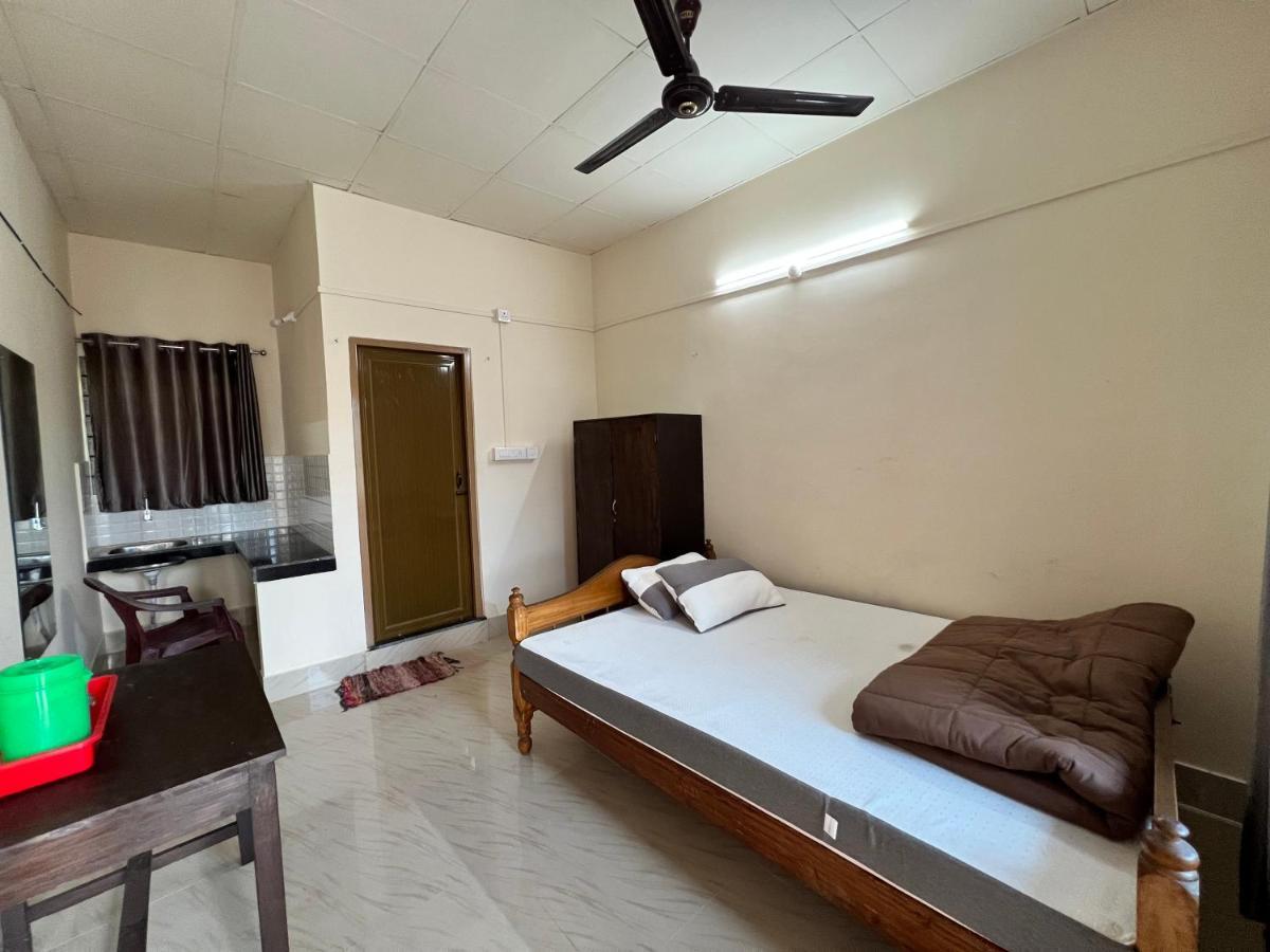 Atithya Lodge Guwahati Bagian luar foto