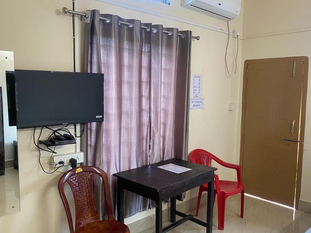Atithya Lodge Guwahati Bagian luar foto