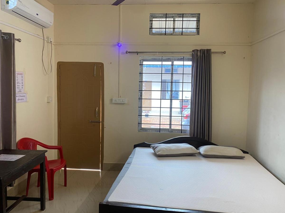 Atithya Lodge Guwahati Bagian luar foto