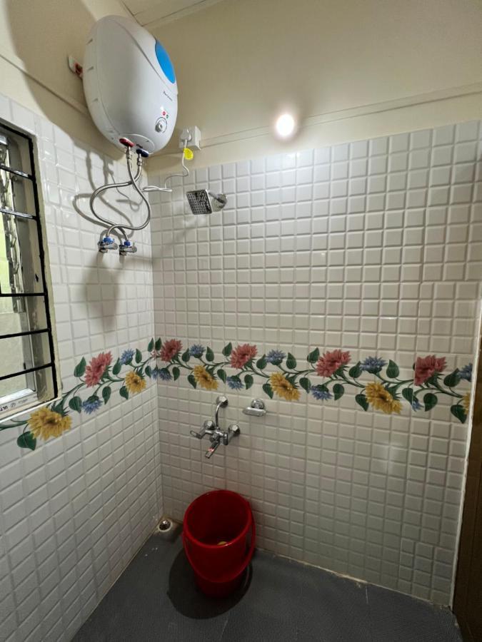 Atithya Lodge Guwahati Bagian luar foto